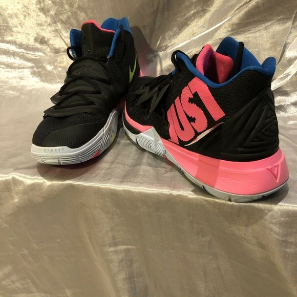 Kyrie 5 Just Do It - Size 12- Crisp and Clean main image 4
